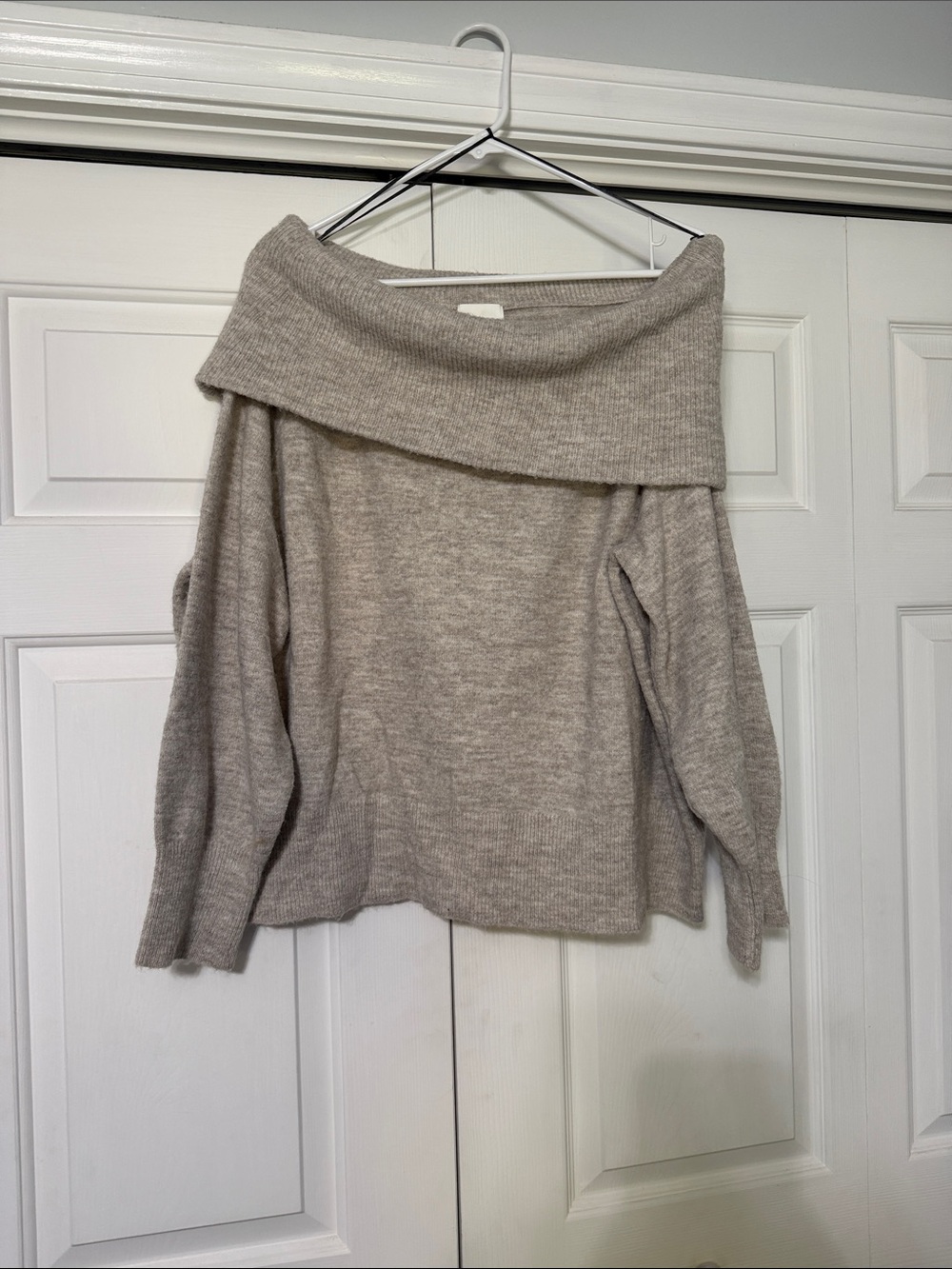 H&M Off-the-Shoulder Fold-Over Sweater - Light Taupe